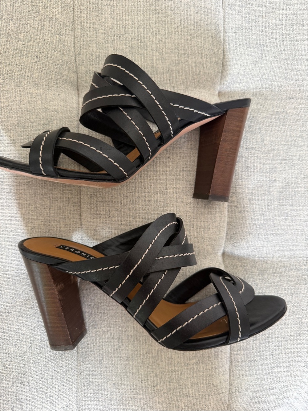 Veronica Beard Macey Vachetta Black Leather Sandals 9.5 US/EU 40.5